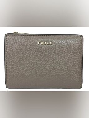 Furla, NWOT, Women's, Pebbled Leather Zip Bi-Fold Wallet with Gold Logo